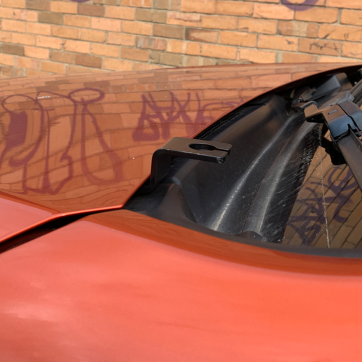 BONNET MOUNT UHF ANT BRACKET TO SUIT ISUZU D-MAX (2021-ON)